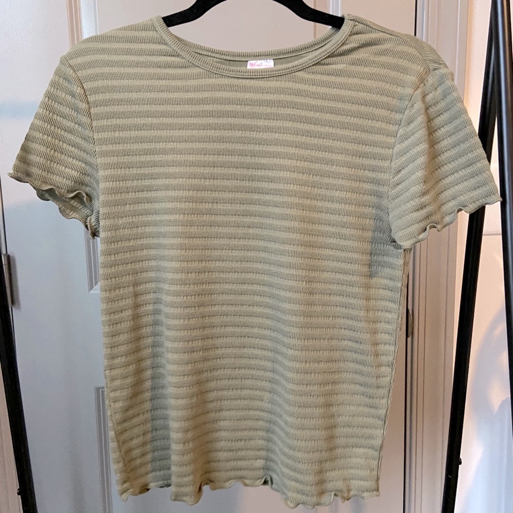 Fitted Tee
